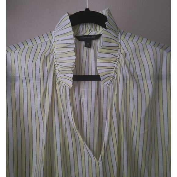 Banana Republic White Yellow Striped Short Sleeve Ruffle Collar V-Neck Blouse XL - Picture 3 of 9